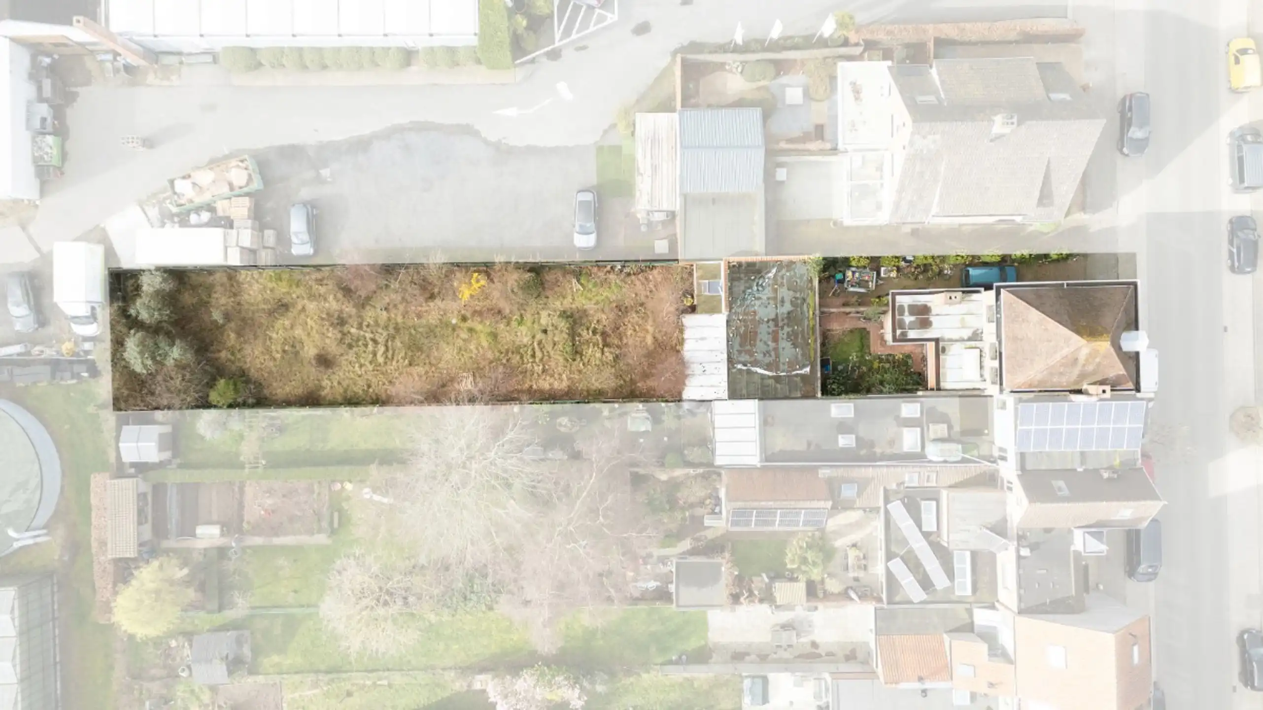 Centraal gelegen burgerwoning met garage en ruime tuin foto 30