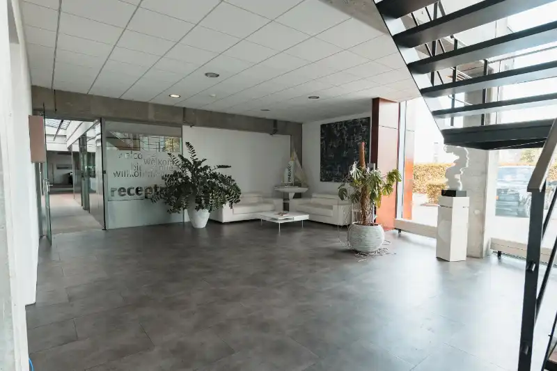 Bedrijfsgebouw te koop foto 10