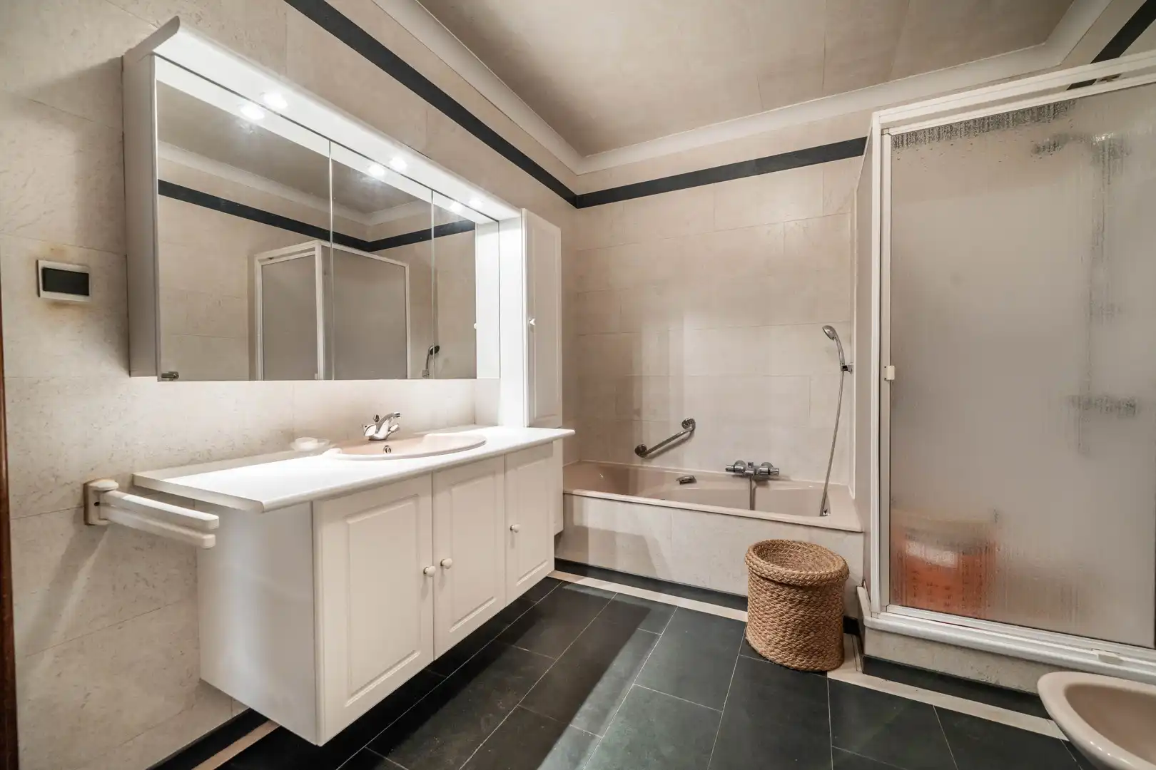 Comfortabele gezinswoning met 3 slaapkamers en verzorgde tuin foto 19
