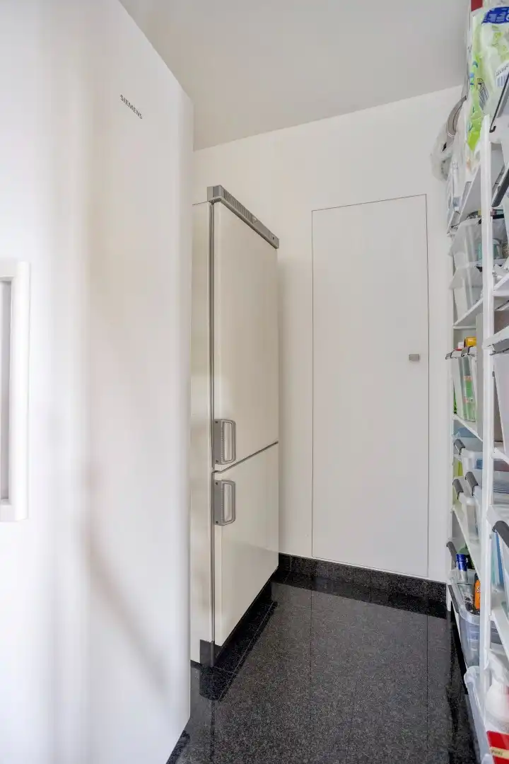 Landelijk en stijlvol wonen in alle rust – Ruime villa met fraai aangelegde tuin foto 12