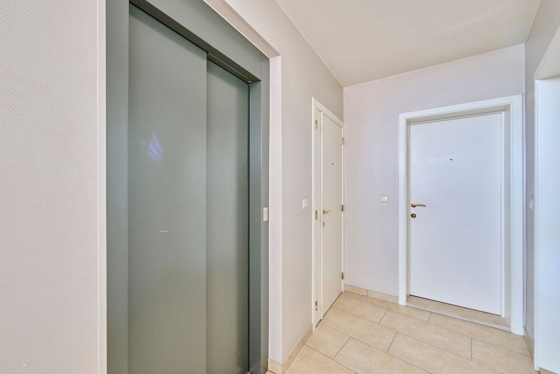 Uniek duplex appartement + aparte studio foto 2