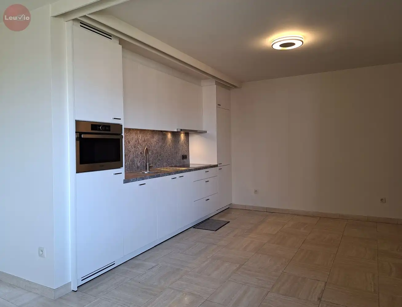 Ruim 1-slaapkamerappartement in hartje Leuven foto 5