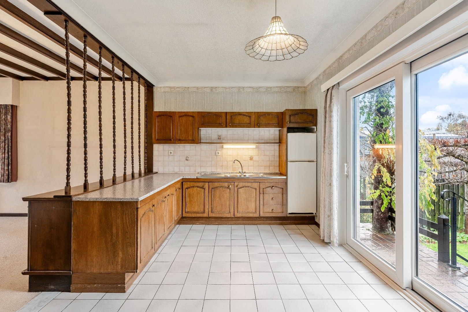  Te renoveren karakteristieke bungalow, 3 Slpk, ruime kelder met garage, op toplocatie foto 19