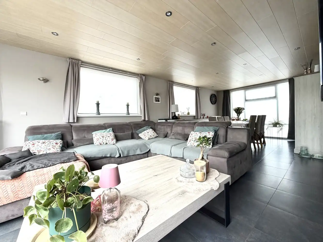 Woning met 4 slaapkamers en riante tuin foto 4
