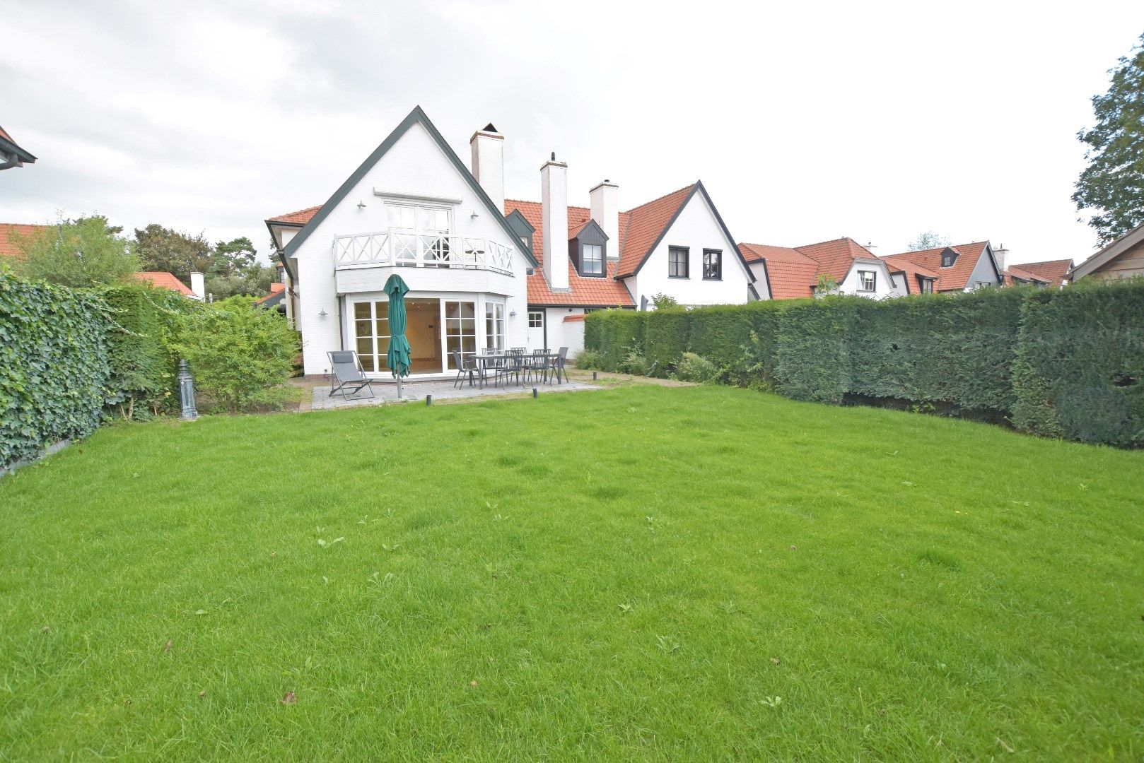 Super mooi onderhouden woning op een rustige locatie nabij de Molen op de Graaf Jansdijk! foto 8