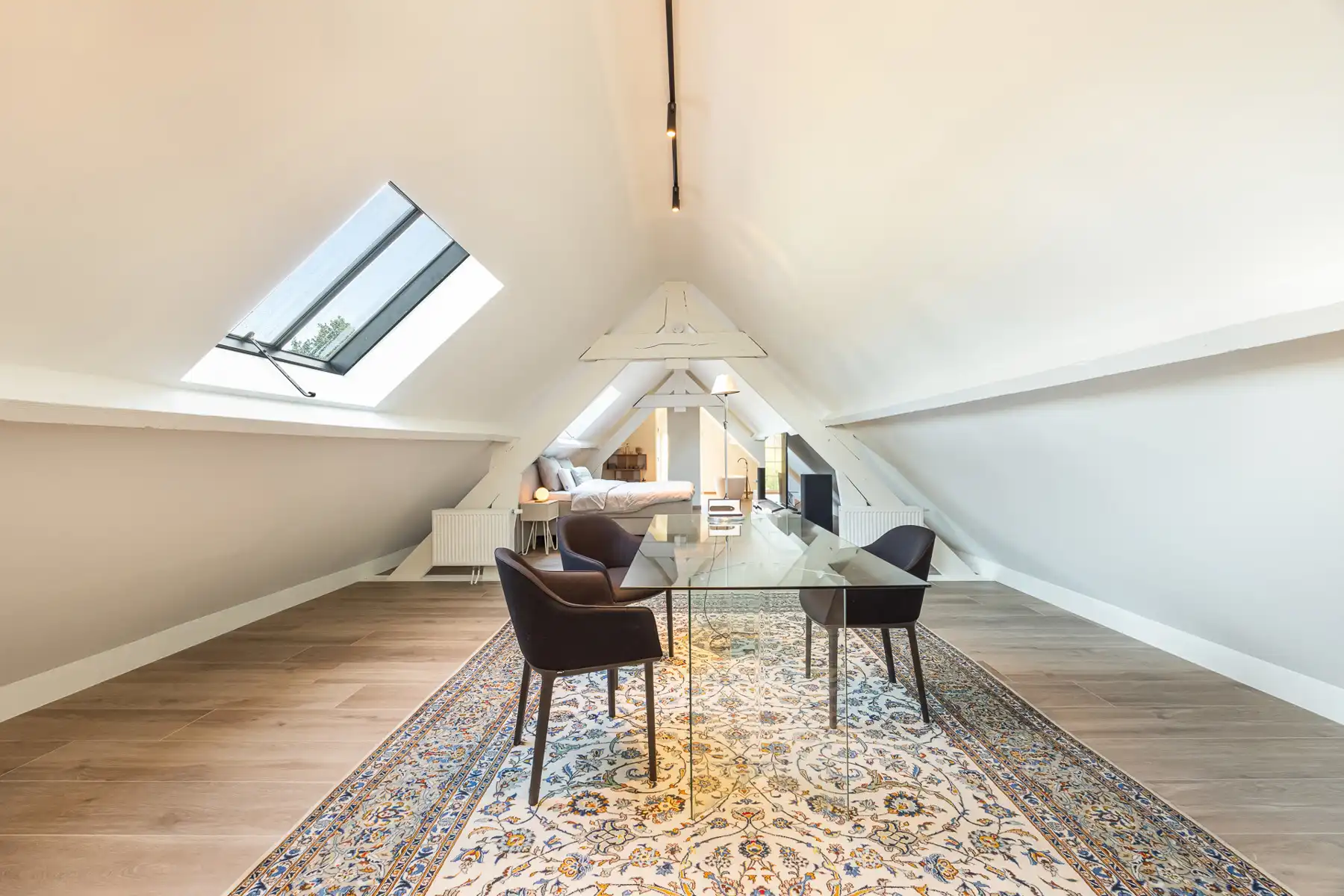 Uitzonderlijk gerenoveerde hoeve op ca. 7480 m² foto 23