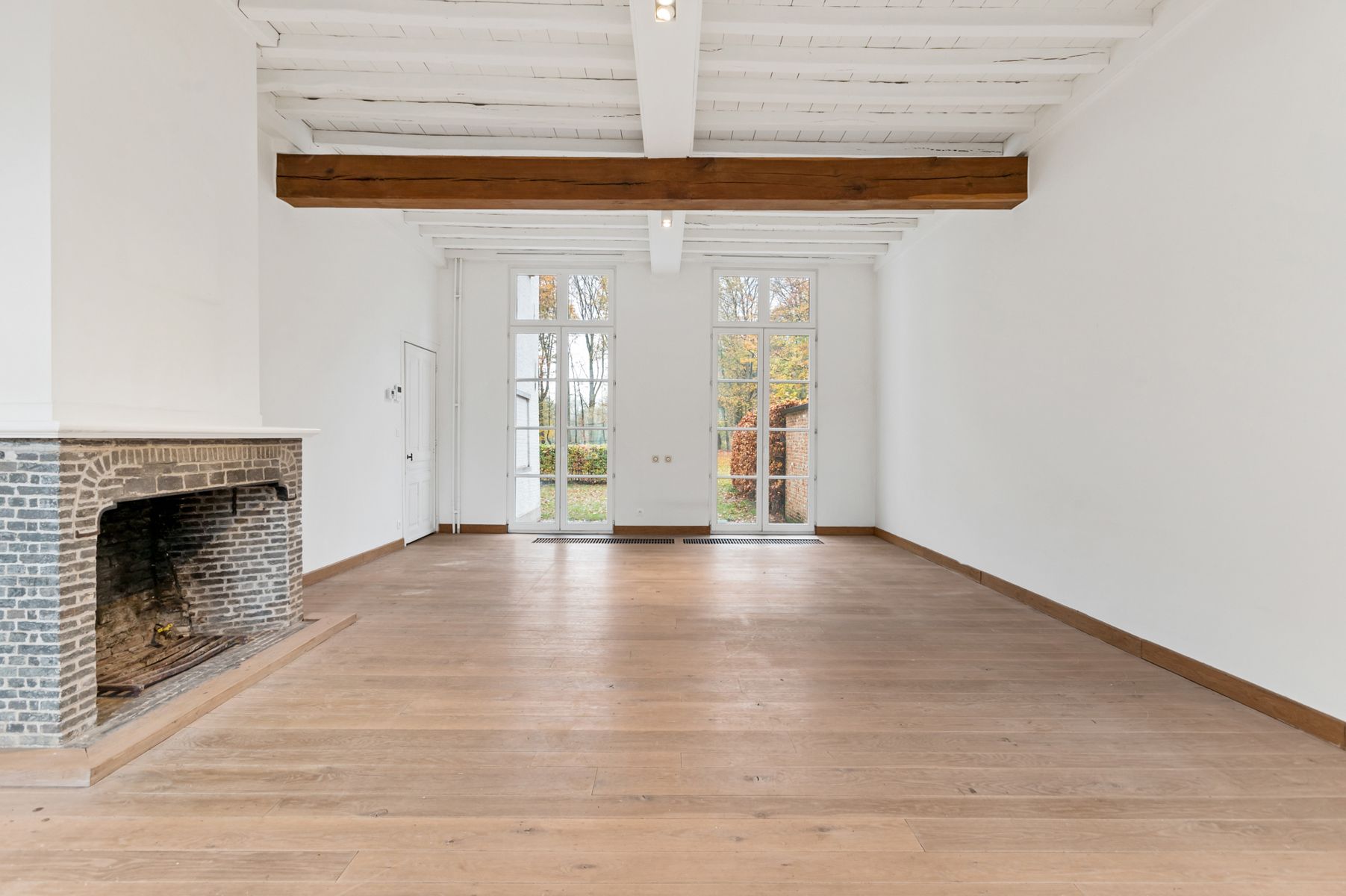 Unieke pastoriewoning in parktuin met uniek uitzicht foto 6