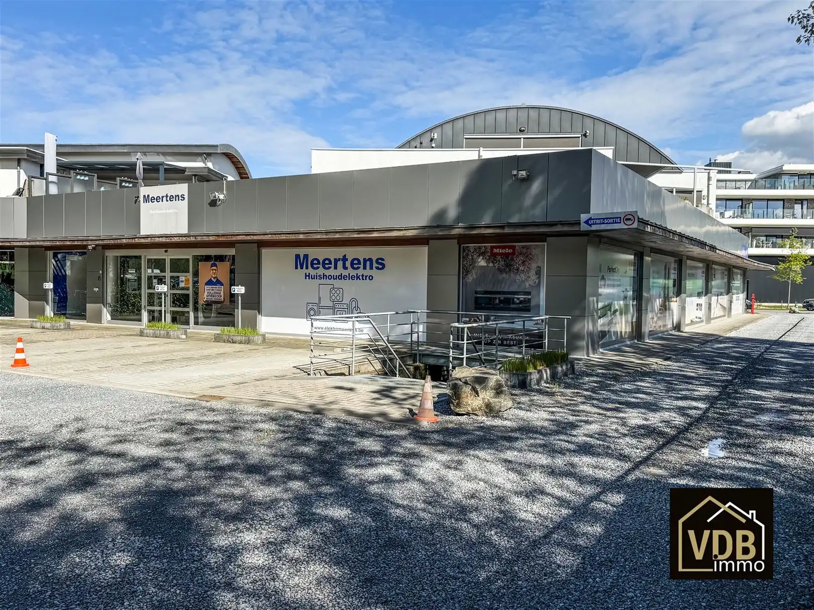 Commercieel pand op TOP locatie foto 18