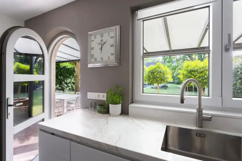 Luxueuze villa, toplocatie,Z-tuin, zwembad, veel privacy!!! foto 10