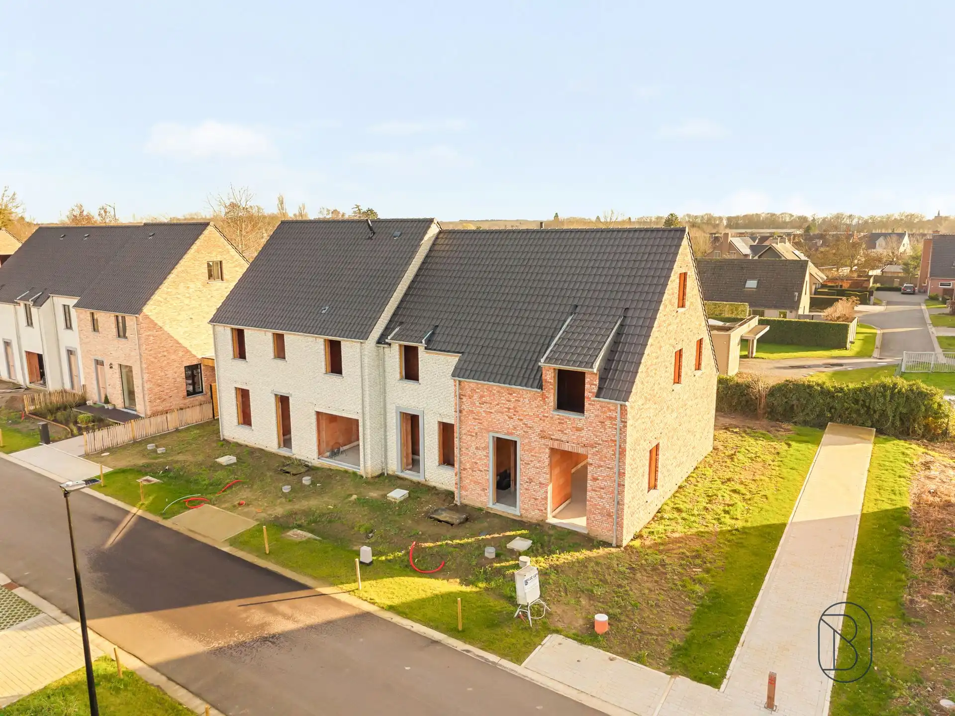 Moderne en landelijke nieuwbouwwoning nabij centrum Waregem! foto 4