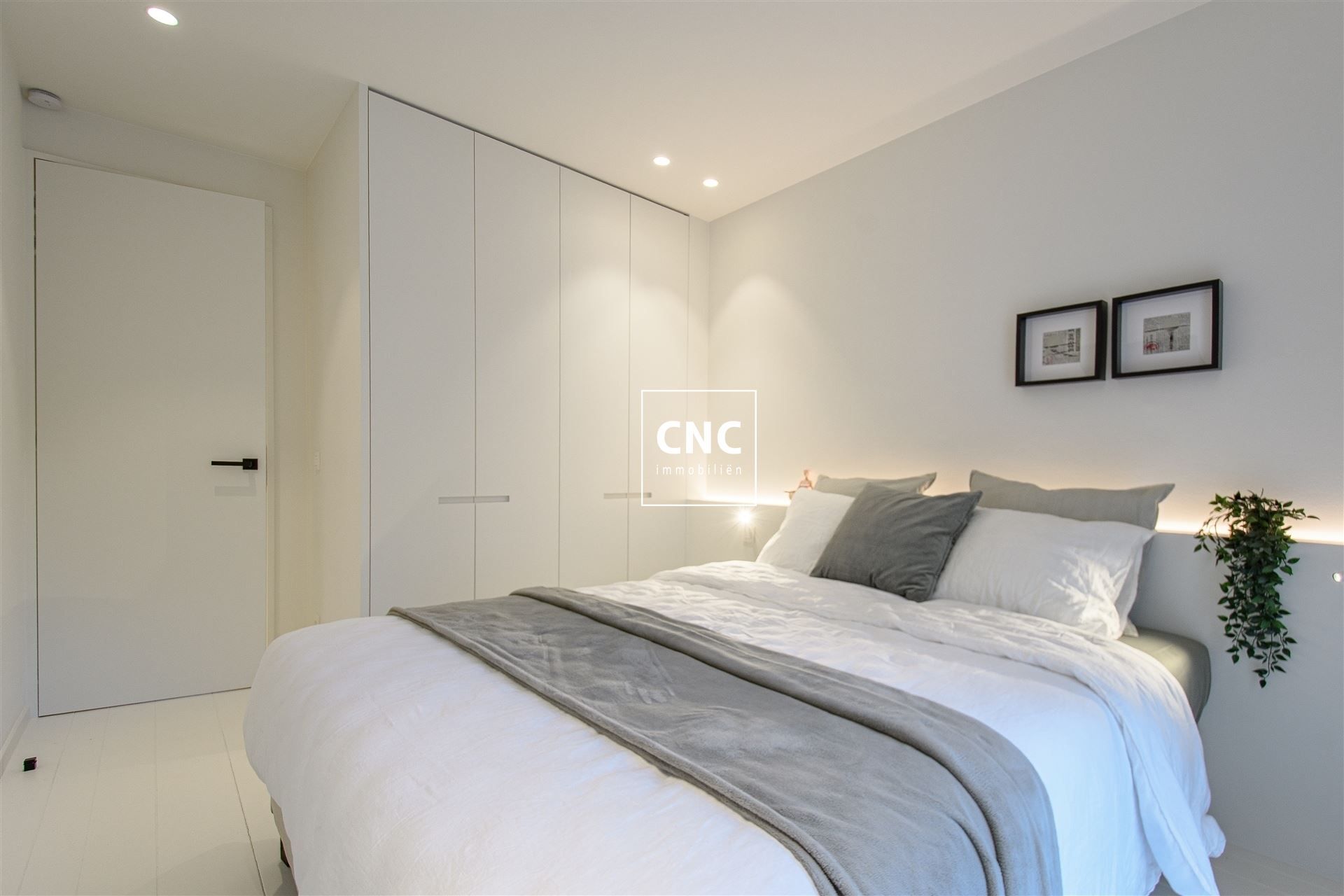 Gerenoveerd appartement in Knokke, op slechts een steenworp van de zeedijk foto 8