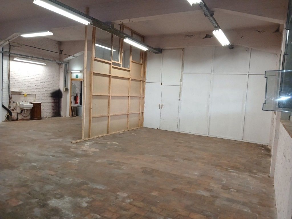 Goed bereikbaar atelier / werkplaats / magazijn | Spitaalstraat foto 6