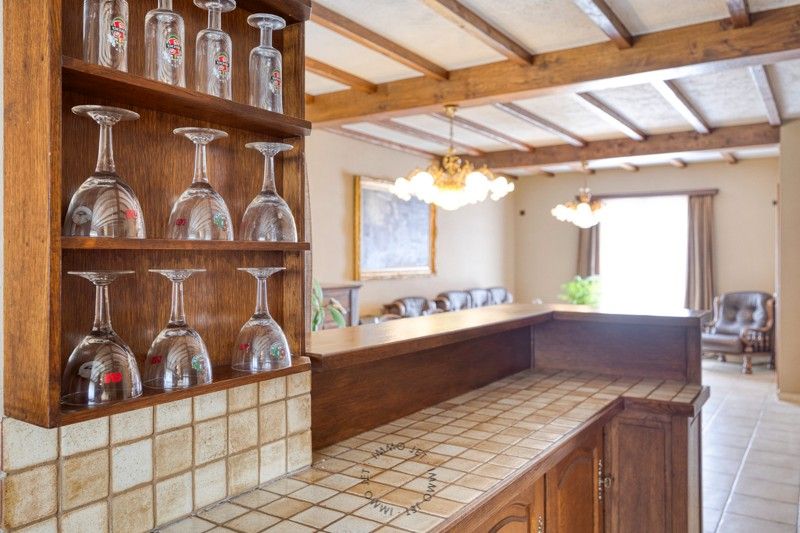 Vrijstaande woning met een uitzonderlijk perceel van 2.850 m² foto 12