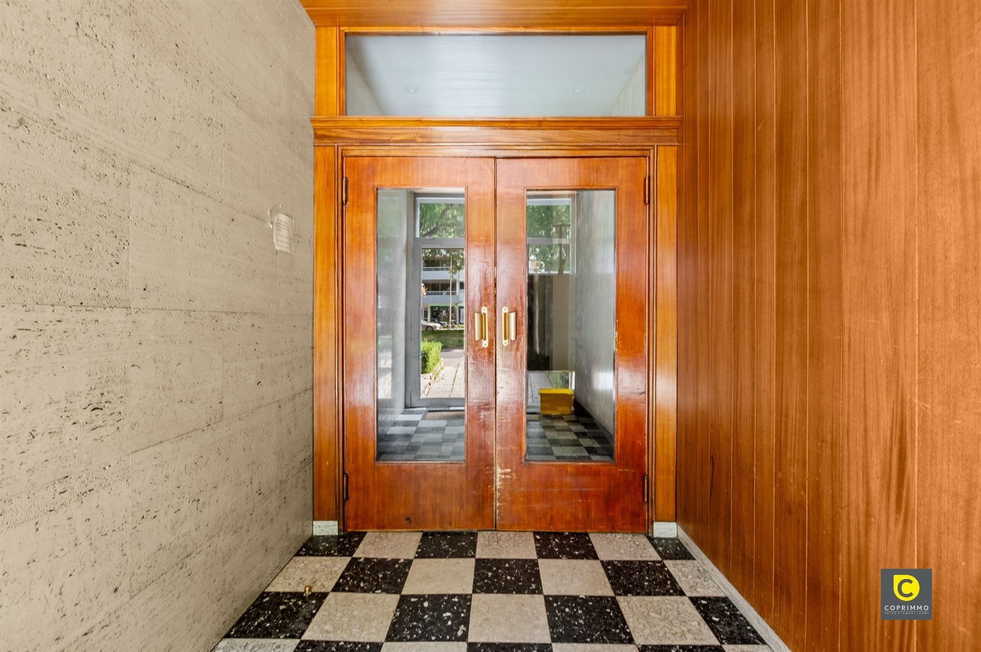 Instapklaar appartement te Berchem foto 2
