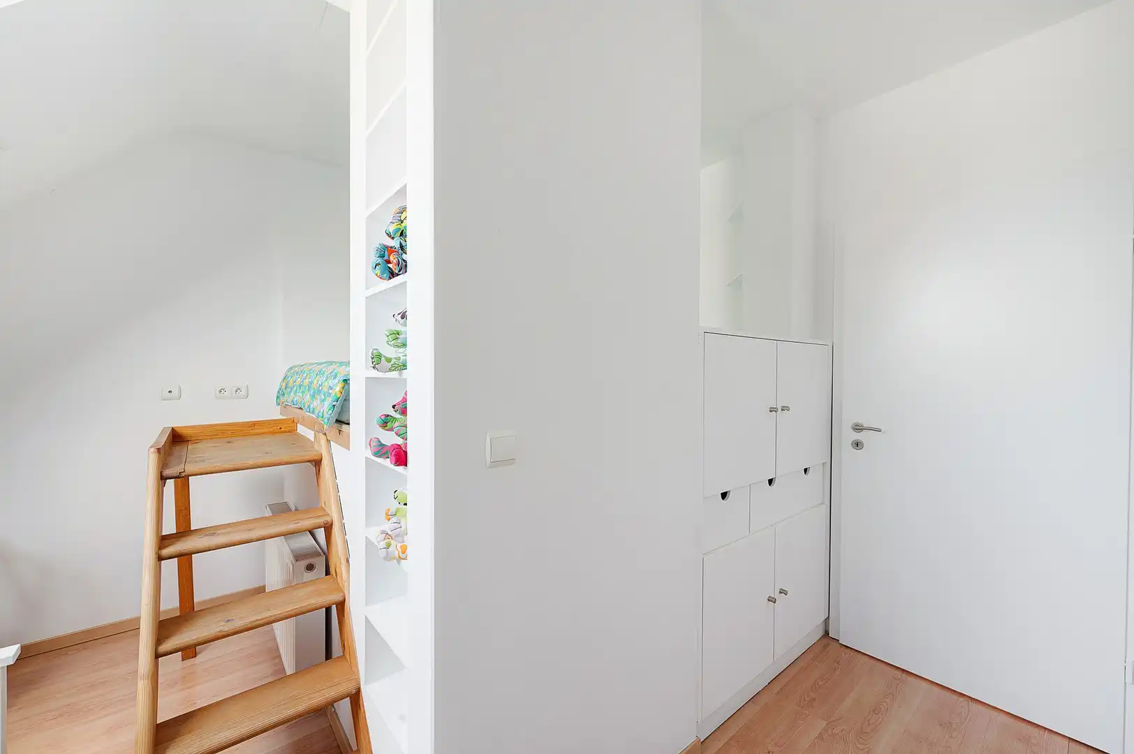 Appartement met unieke terrassen gelegen op wandelafstand van de zee en de winkels. foto 23