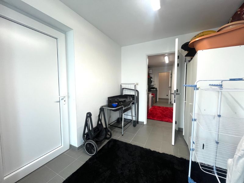 INSTAPKLARE RECENTE WONING IN CENTRUM ERTVELDE foto 12