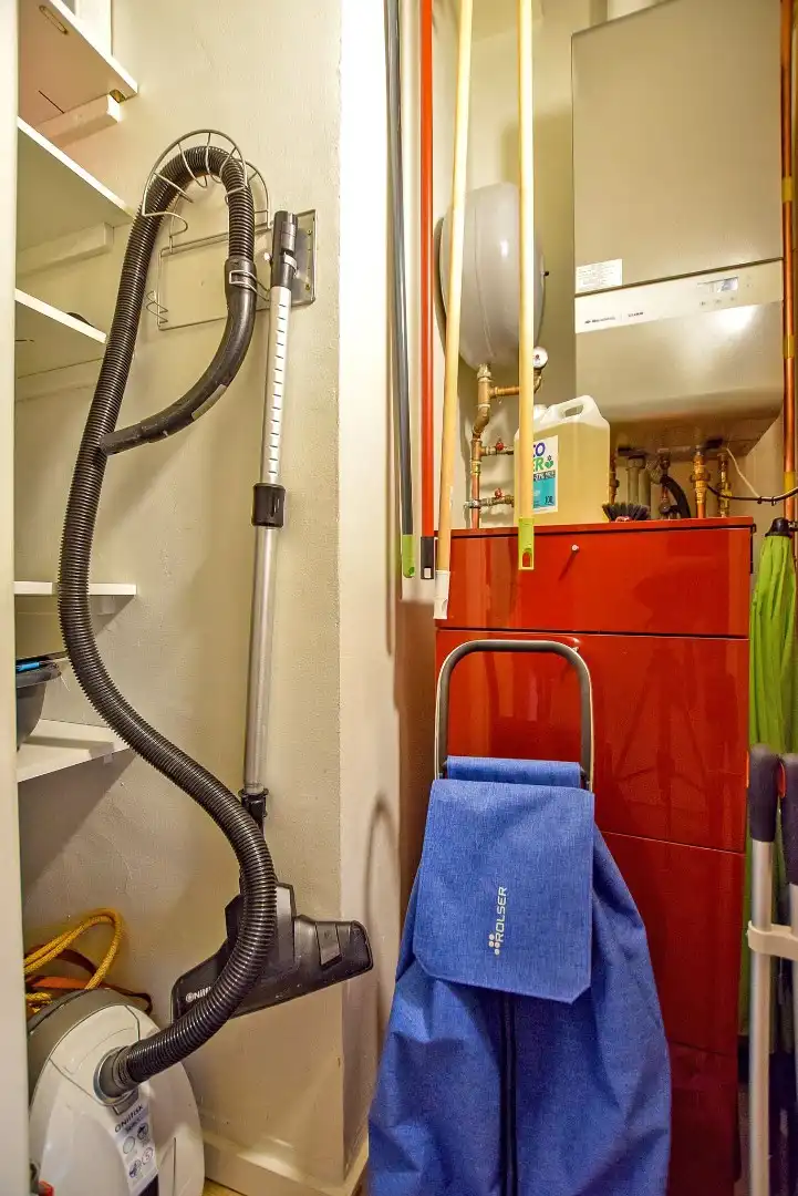 Gerenoveerd en gemeubeld 2-slaapkamerappartement gelegen in de winkelstraat van Nieuwpoort-Bad. foto 14