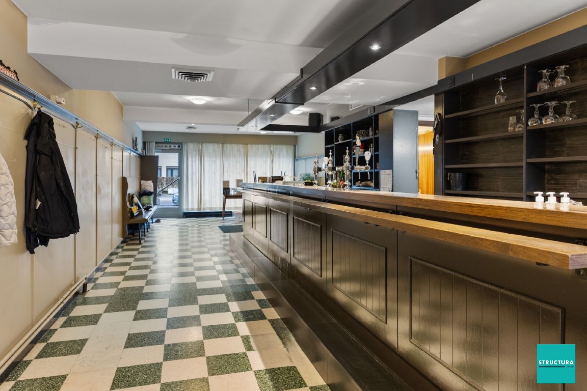 !!! IN OPTIE !!! Handelswoning + projectgrond op toplocatie in het centrum foto 4