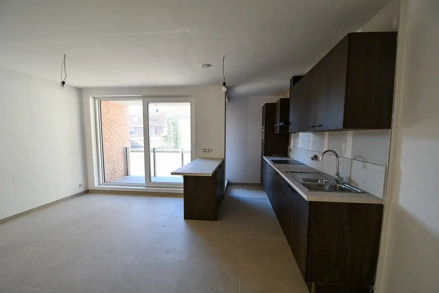 Lichtrijk 2-slaapkamerappartement met centrale ligging foto 6