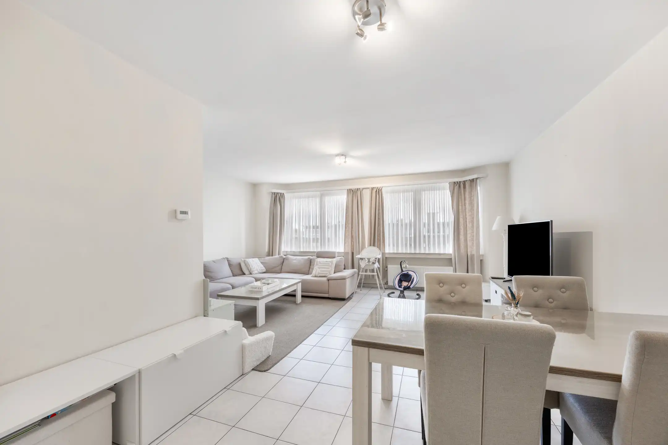 Opbrengsteigendom met 3 verhuurde appartementen nabij stad  foto 6