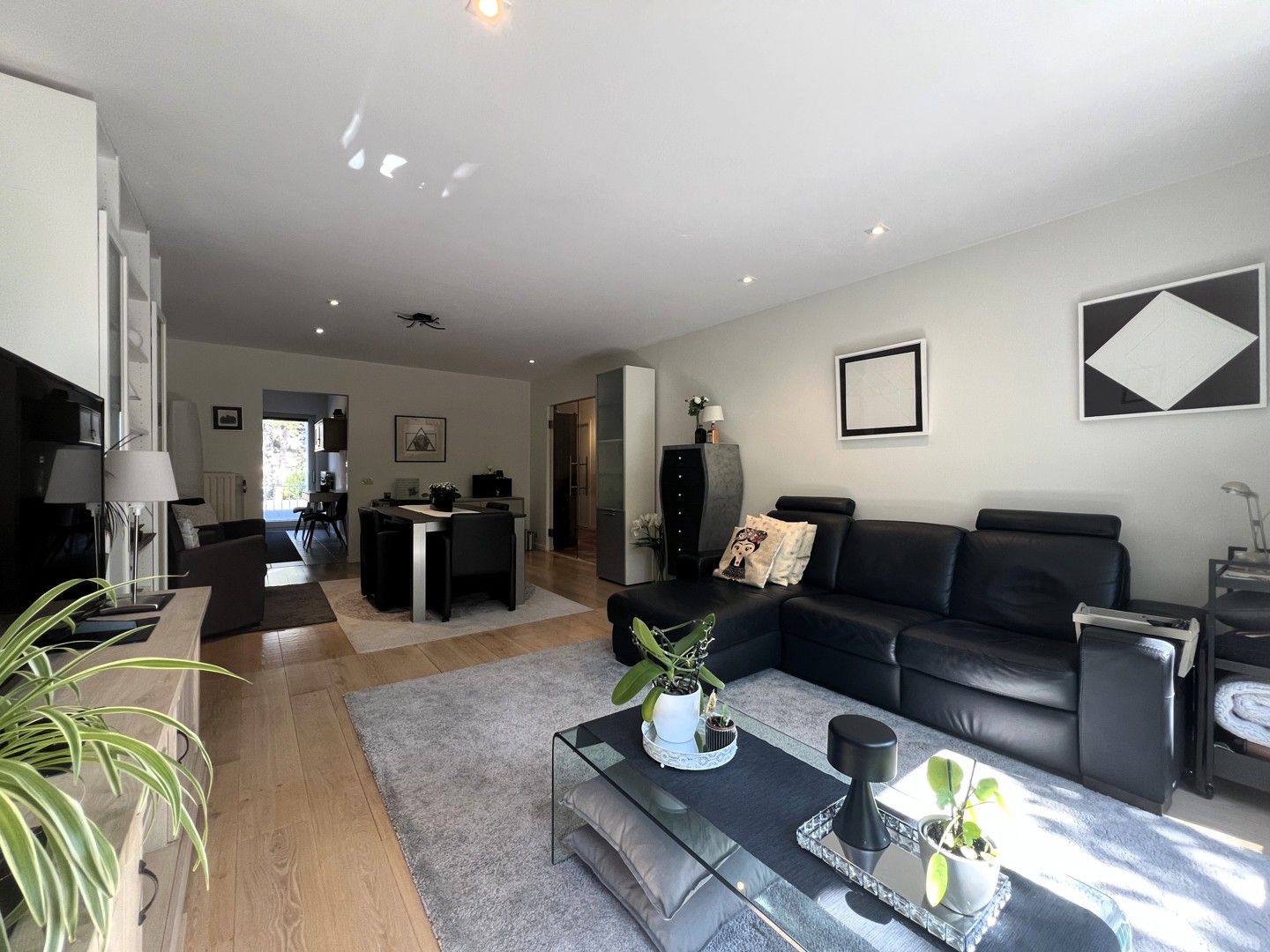 Instapklaar appartement met centrale ligging foto 3