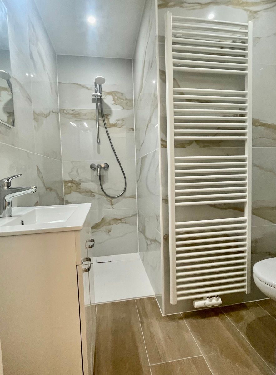 Te huur: Volledig gerenoveerd appartement te Aalst!  foto 10