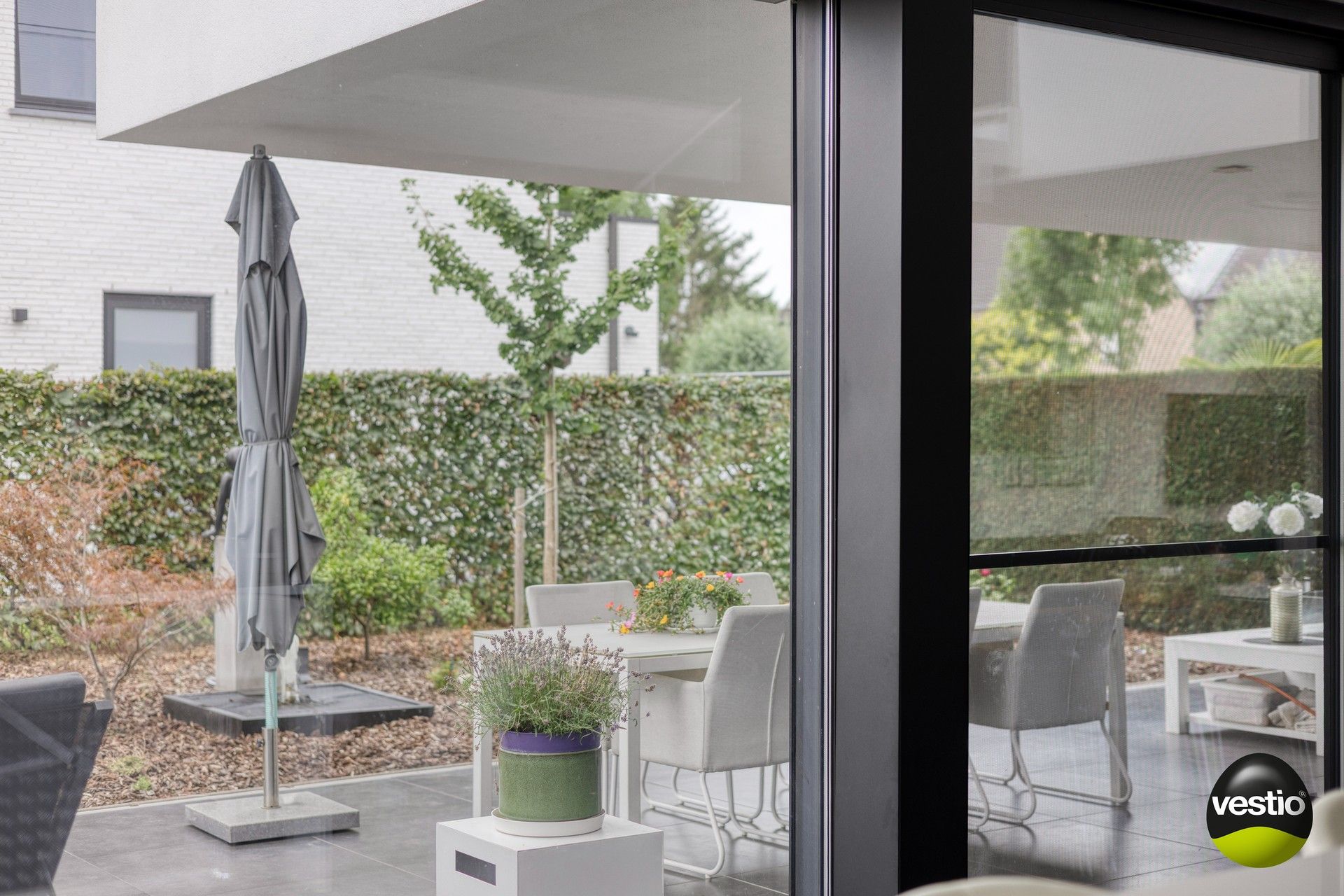 MODERNE VILLA – TOPAFWERKING IN RUSTIGE WIJK foto 17