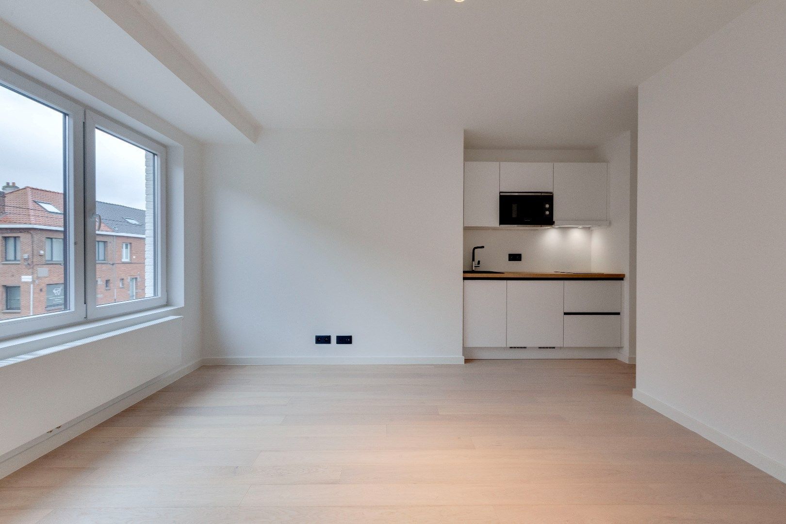 Studio nabij het UZ Gent  - inschrijven via de link zie tekst aub.  foto 3