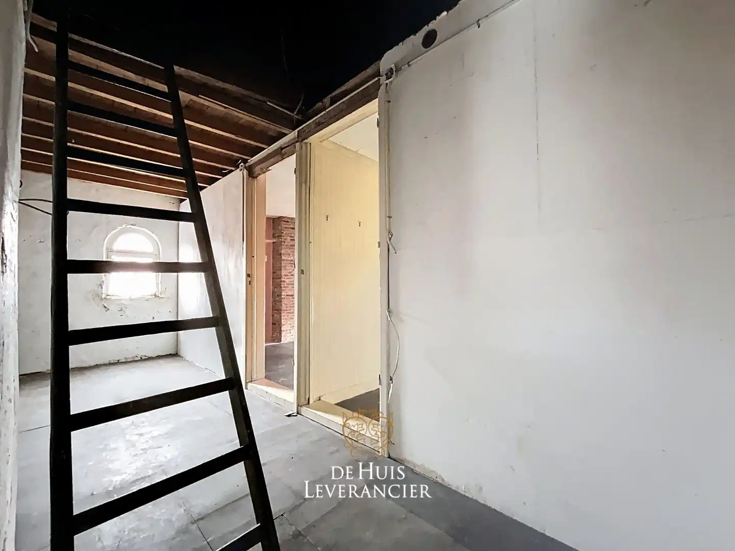 Te renoveren woonst in centrum Kontich te koop met 1001 mogelijkheden foto 25