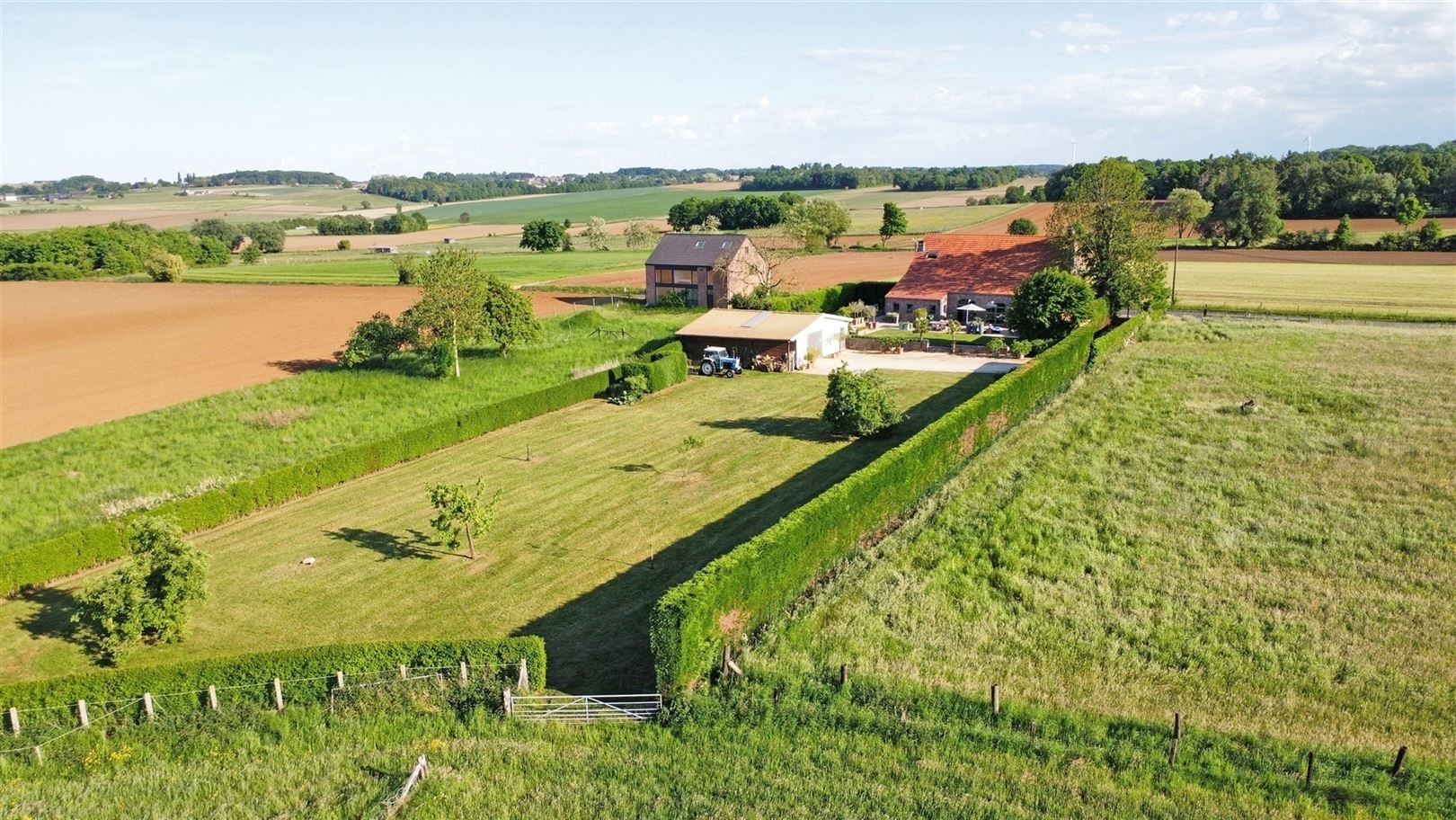 Volledig gerenoveerd landhuis op 1,44 ha tussen de velden foto 42