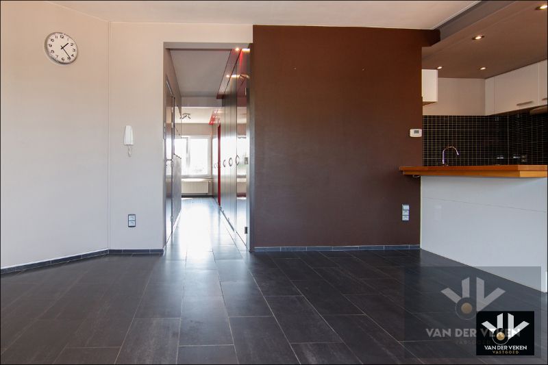 INSTAPKLAAR 2 SLAAPKAMER APPARTEMENT foto 4