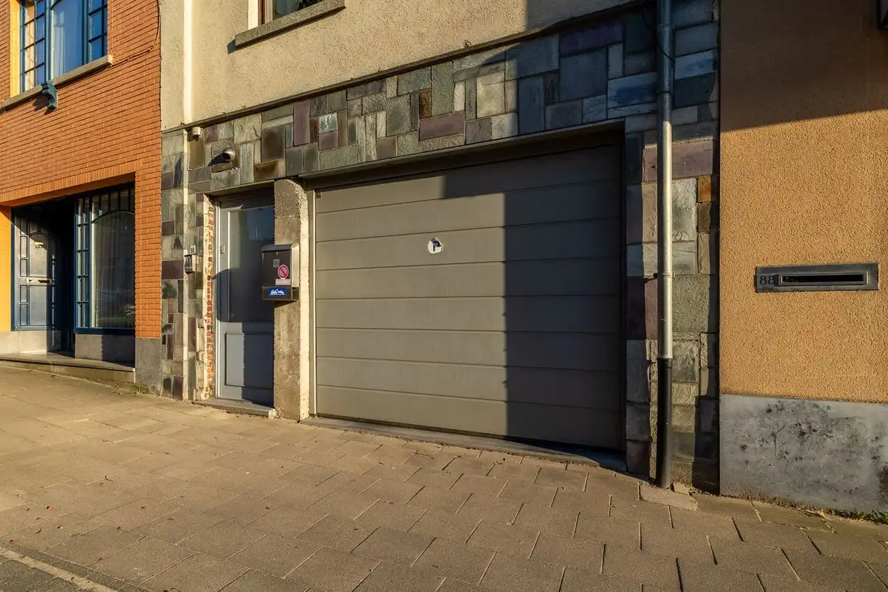 Gerenoveerde bel-etagewoning met 3 slk foto 34