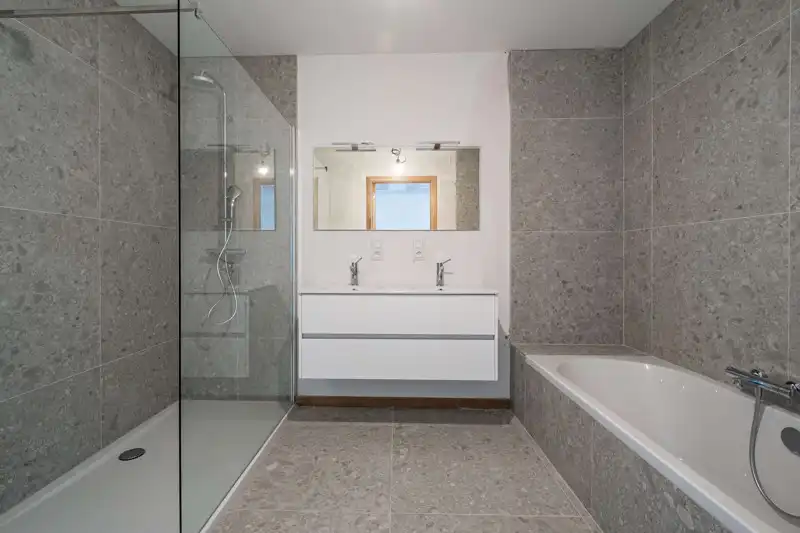 KOOP uw appartement aan 6% BTW! Prachtig 3 slaapkamer appartement in Residentie DAC'ART Izegem. foto 10