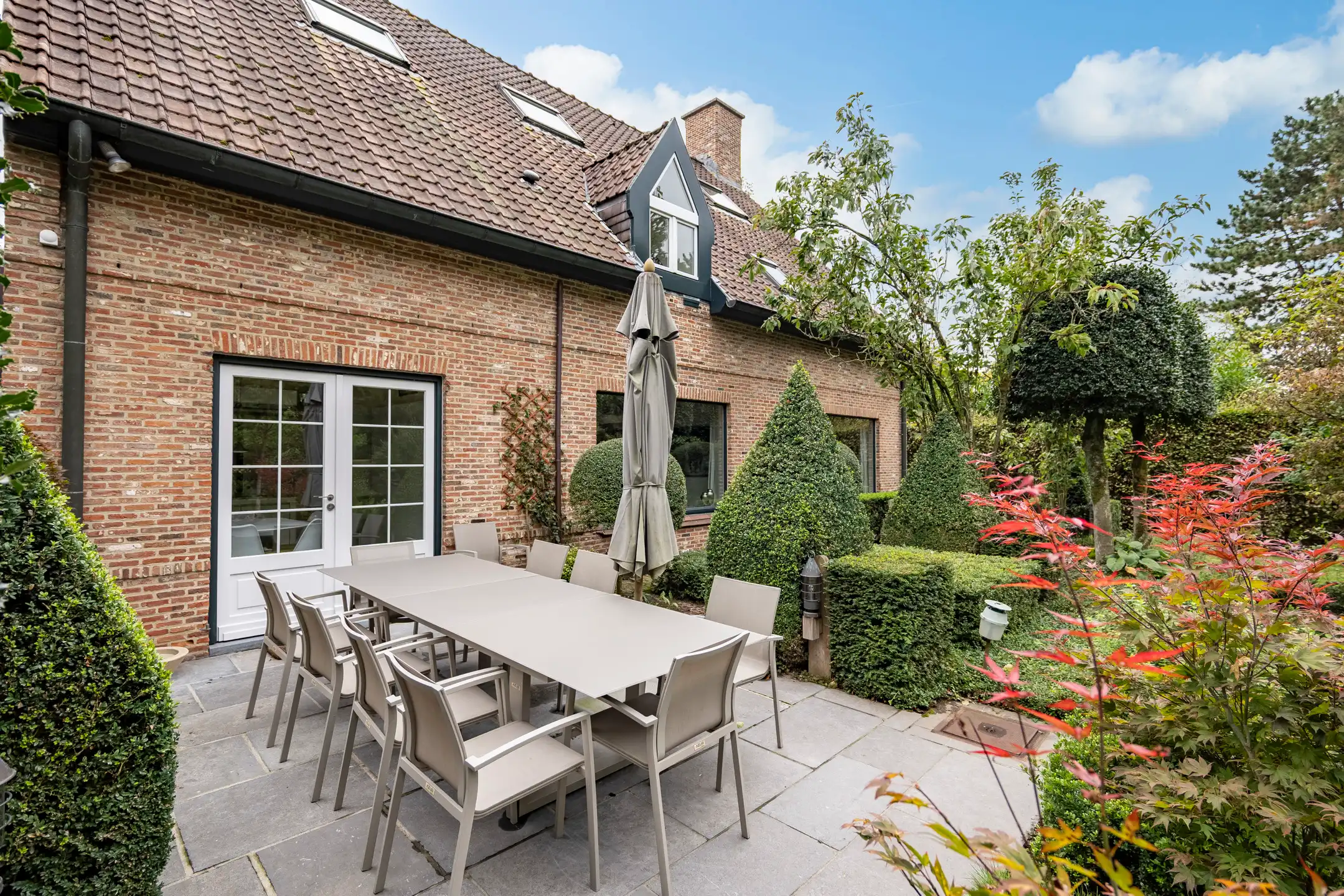 Villa met kantoor en 5 slpk. in groene rand van Turnhout foto 30