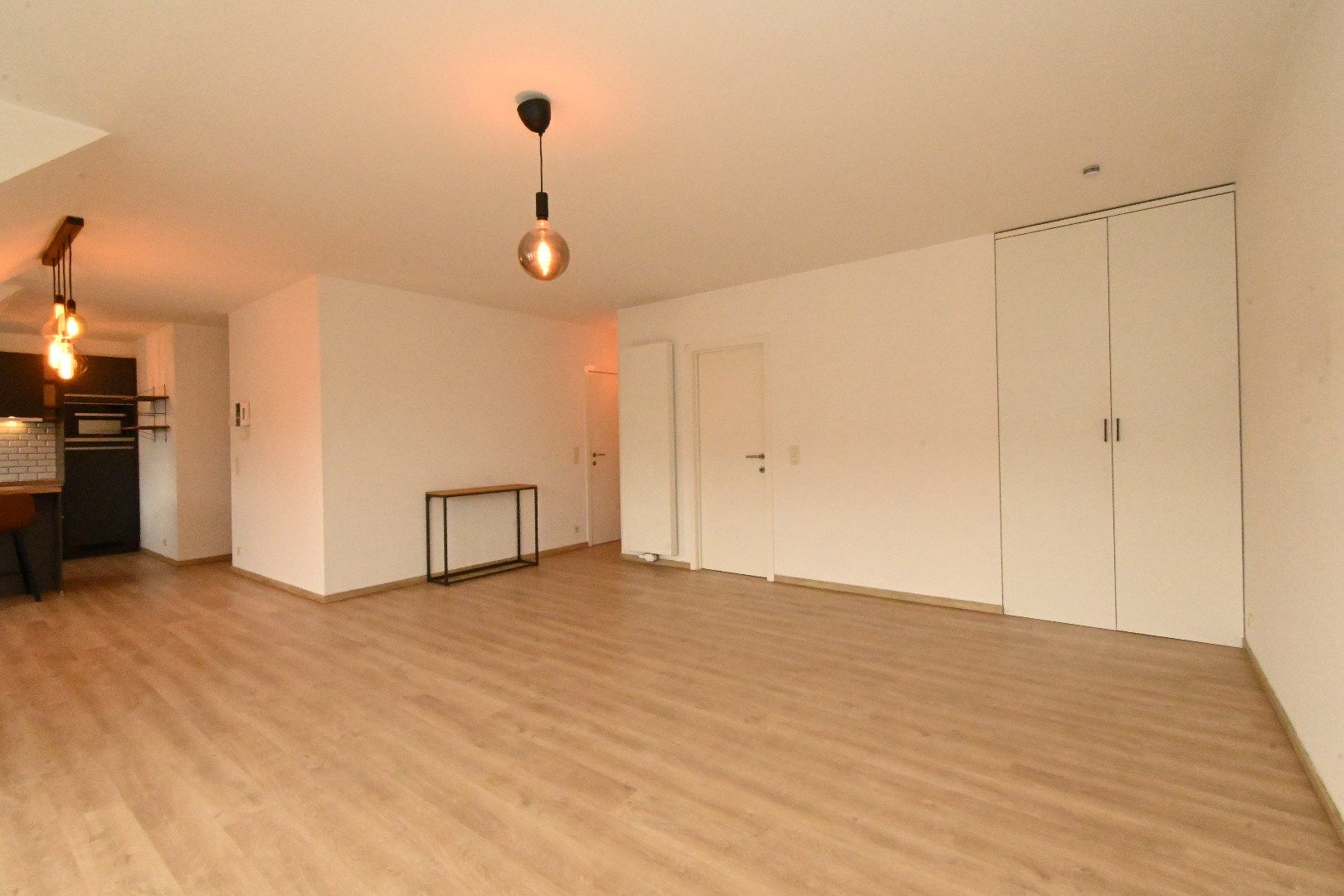 Dakappartement met 2 slaapkamers gelegen dorpskern Knesselare foto 6