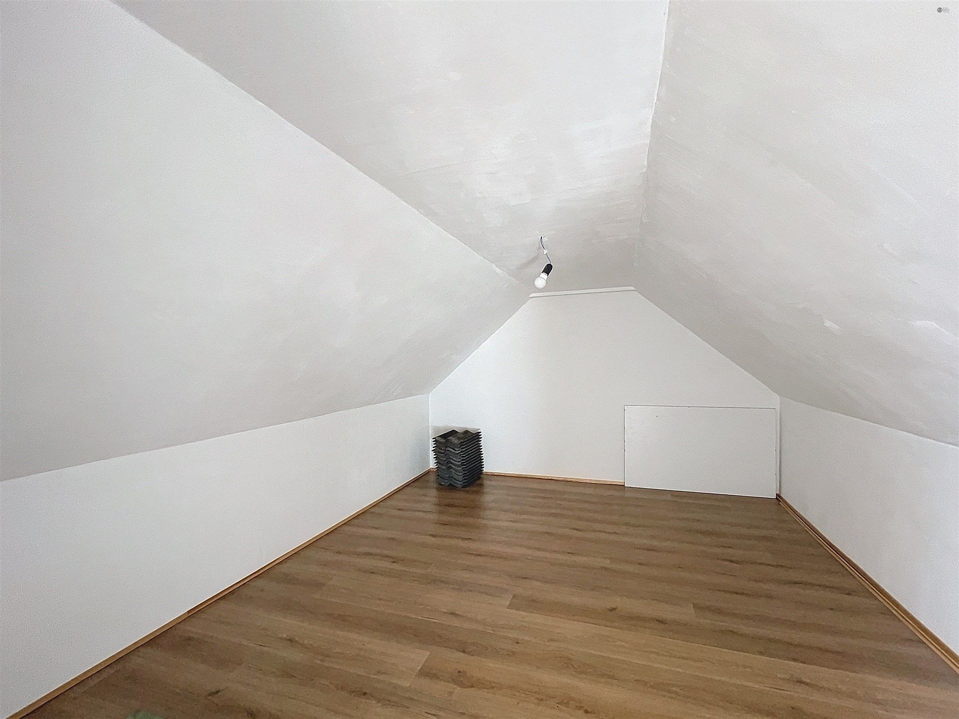 Prachtige half open bebouwing met 4 slaapkamers en garage op 382m² grond foto 18