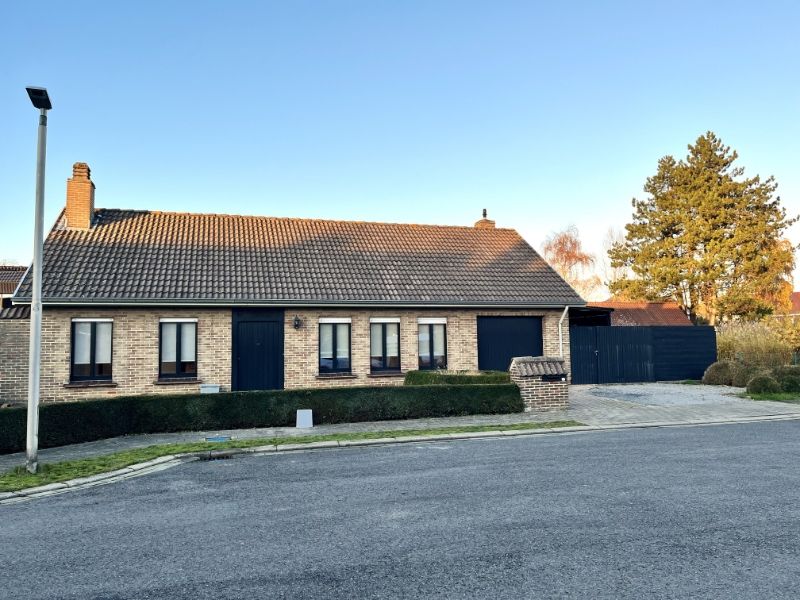 Alleenstaande woning te huur foto {{pictureIndex}}