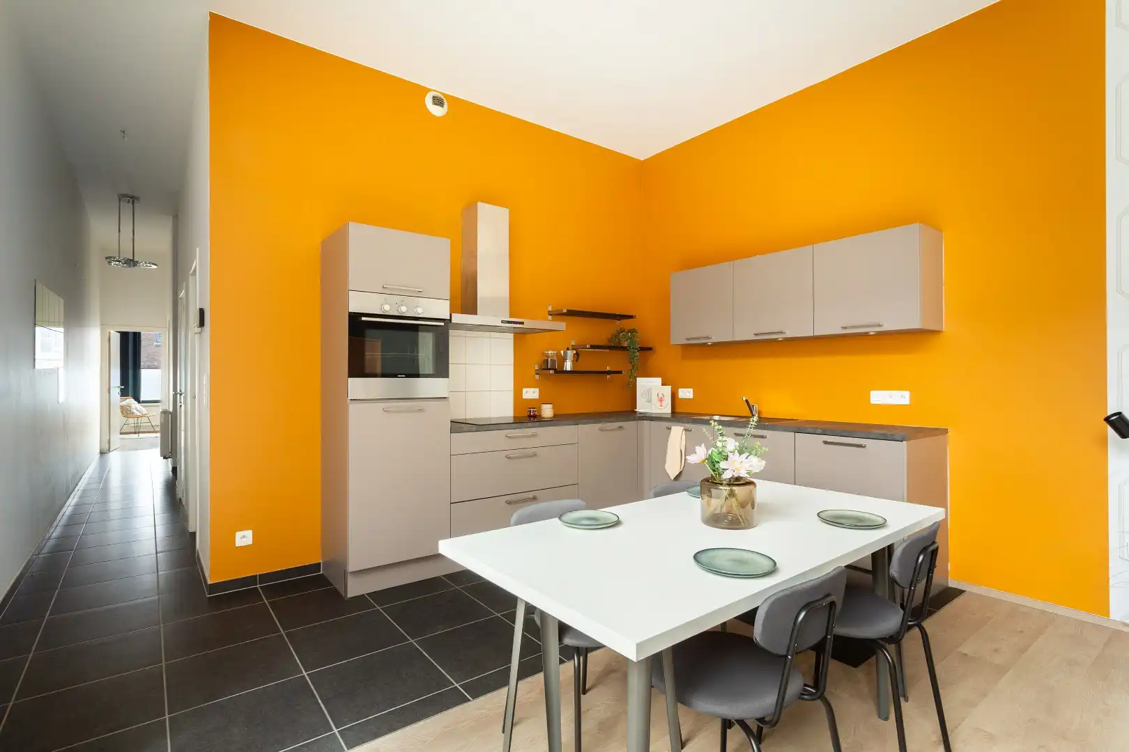 Elegant appartement met tuin in de Cadix-wijk foto 10