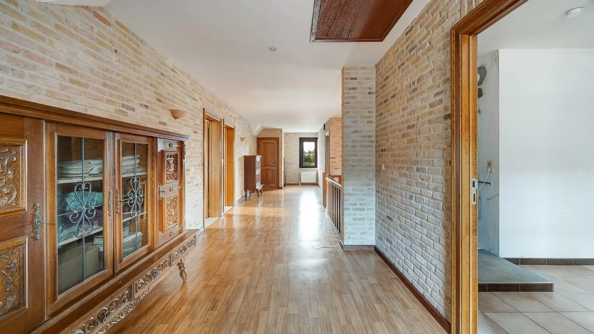 Grote alleenstaande villa te Dudzele foto 23