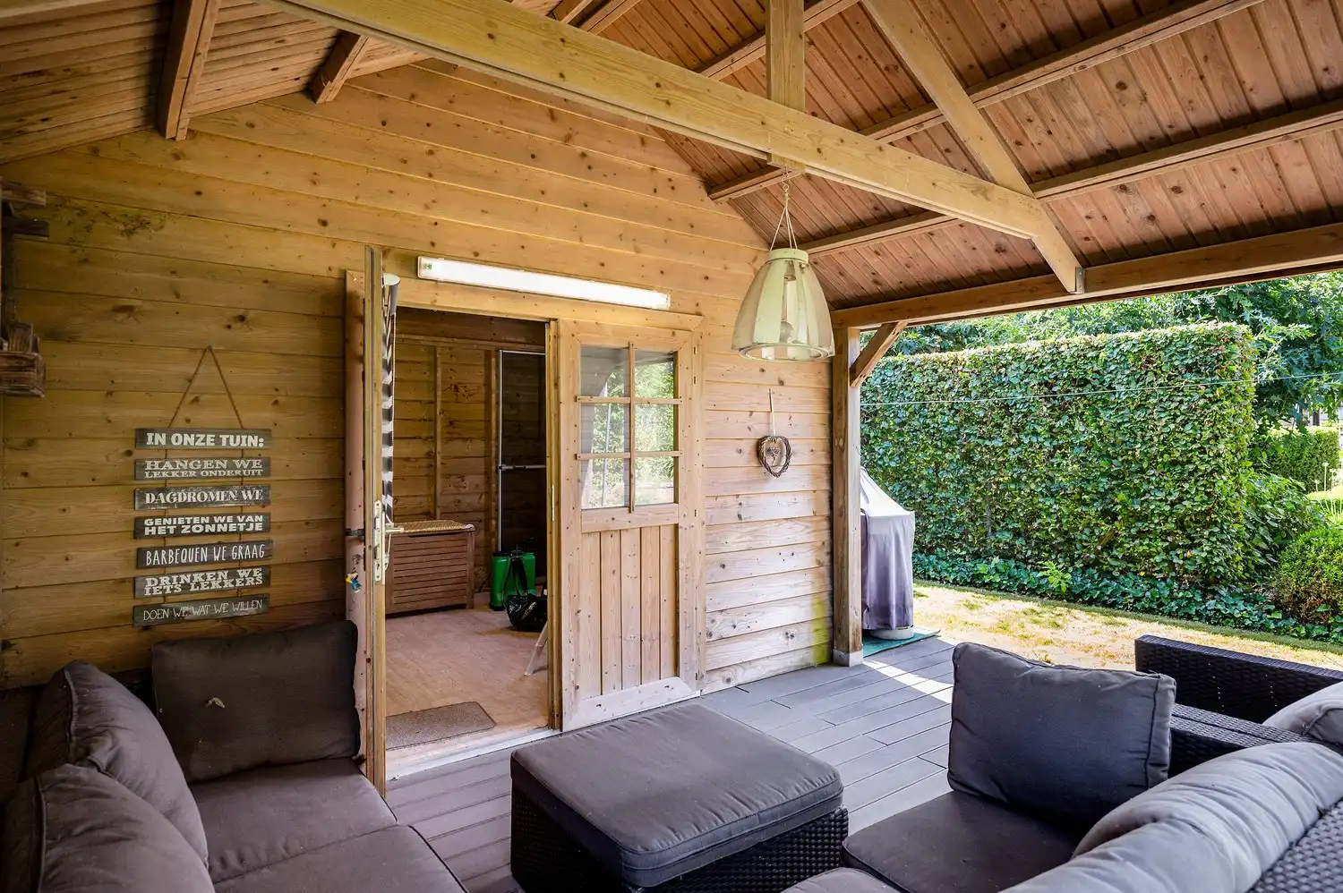 PRACHTIGE INSTAPKLARE WONING OP ZEER GOEDE LOCATIE foto 40