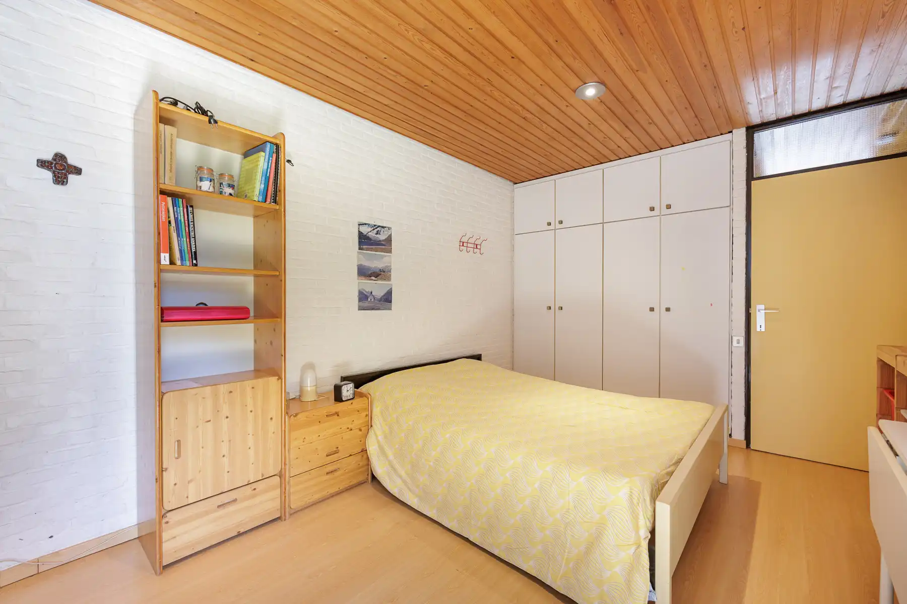 Laagbouwwoning met 3 slaapkamers op een perceel van 708m². foto 10