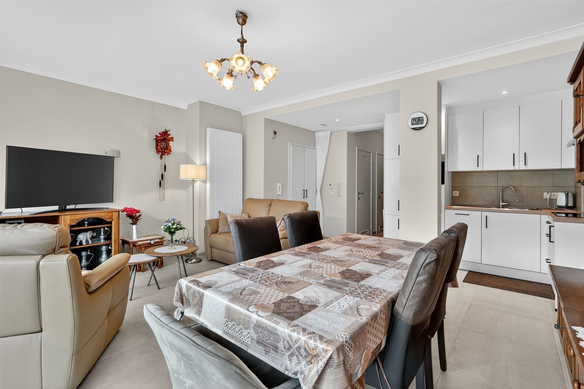 GERENOVEERD / RUGZIJDE ZEEDIJK foto 6