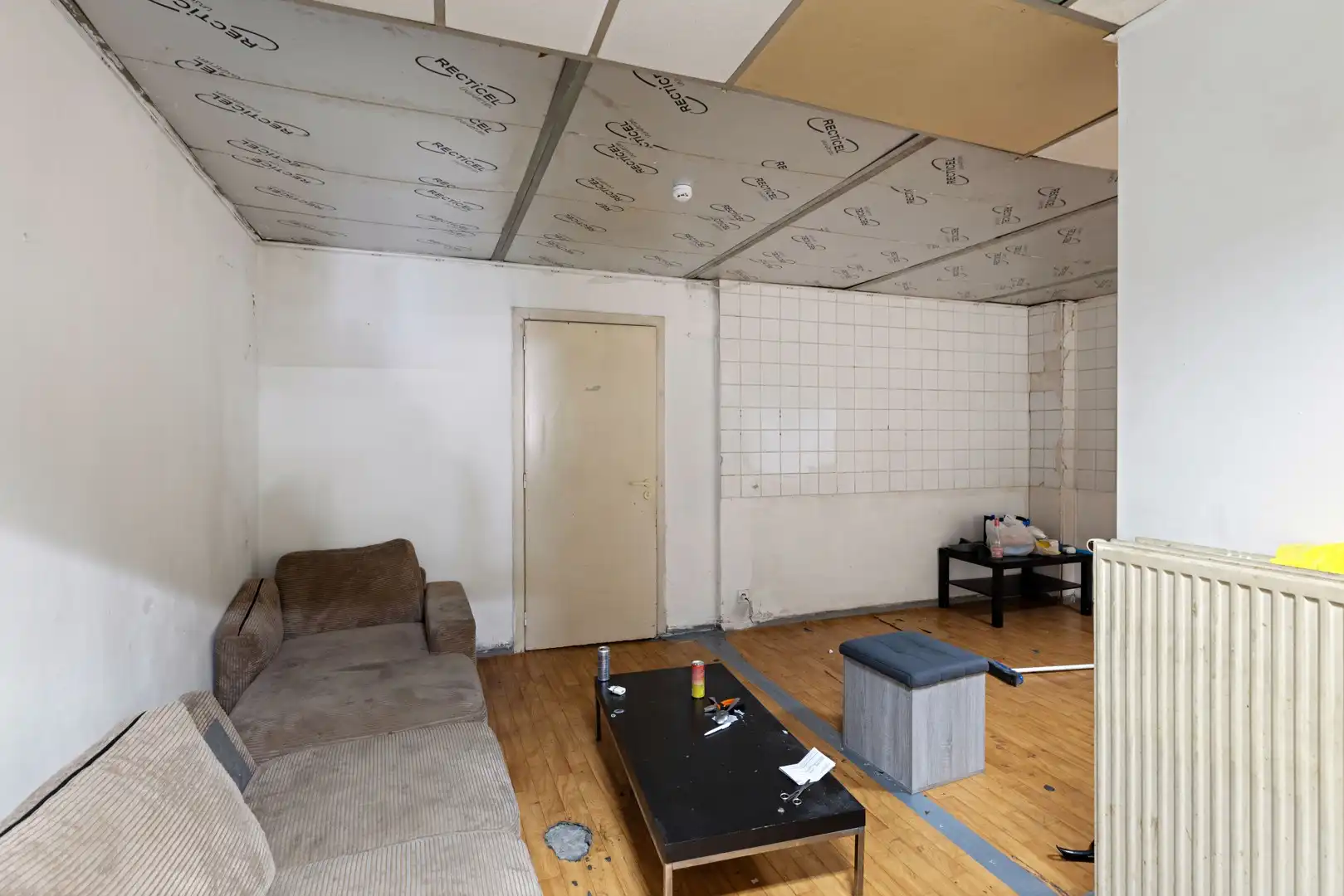 Interessante opbrengsteigendom met handelsgelijkvloers en duplexappartement in hartje Izegem foto 6