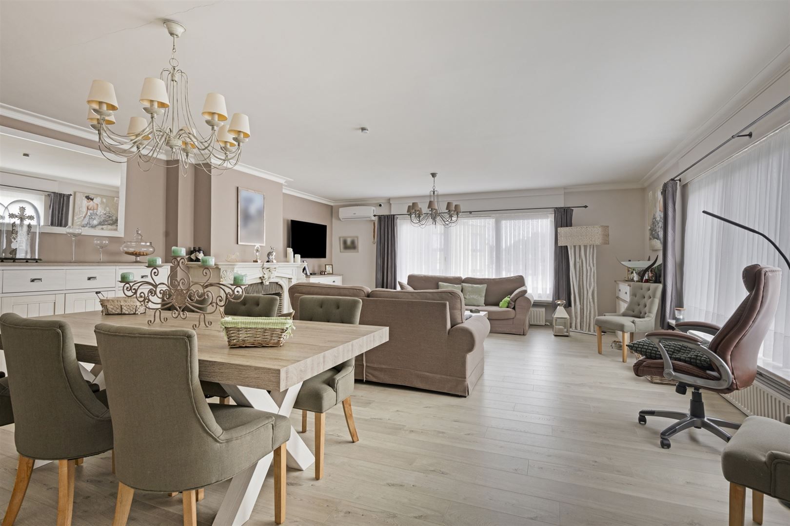 Handelswoning op commerciële toplocatie! foto 4