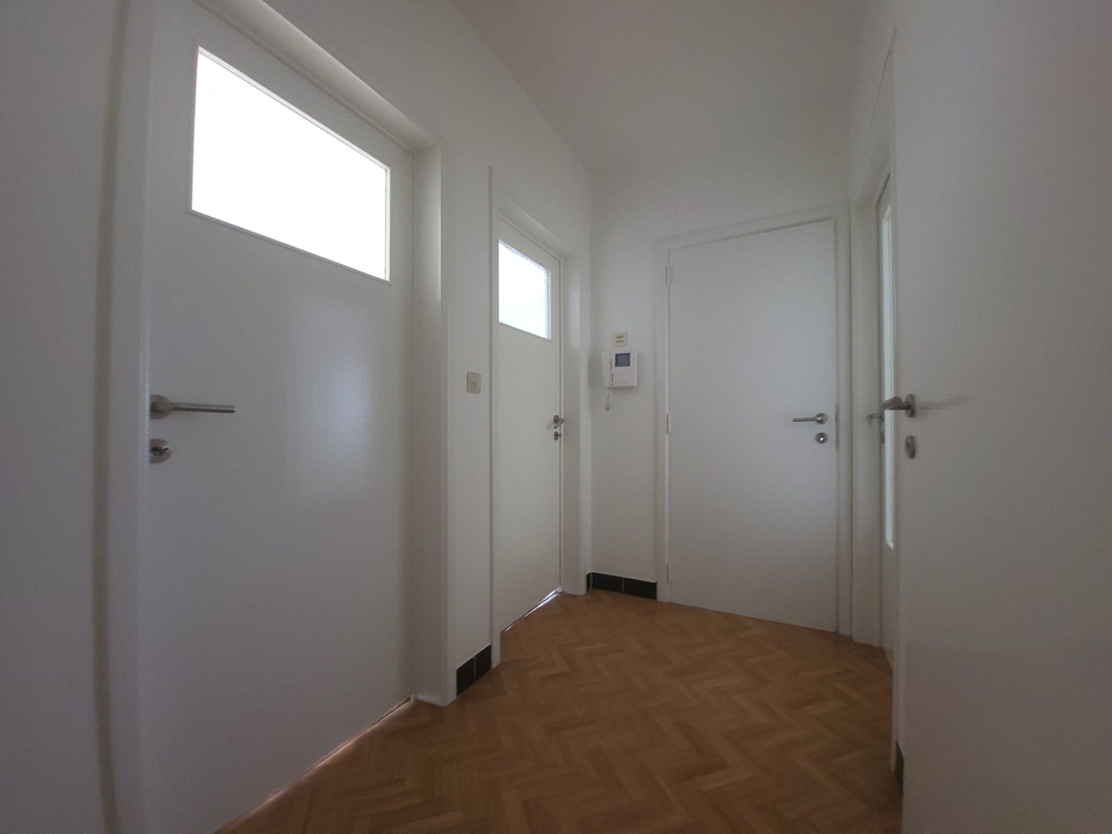 TWEESLAAPKAMER APPARTEMENT MET GARAGE TE WONDELGEM foto 2