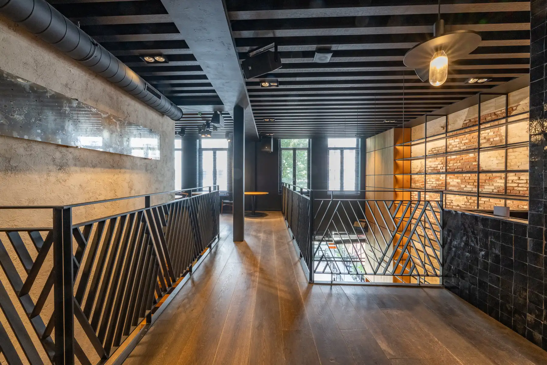 Exclusief horecapand met terras op toplocatie foto 9
