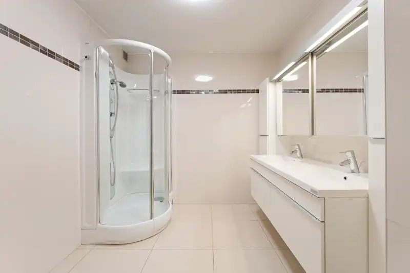 Centrum Roeselare - Instapklaar energiezuinig App met 3 slpk en garage foto 16