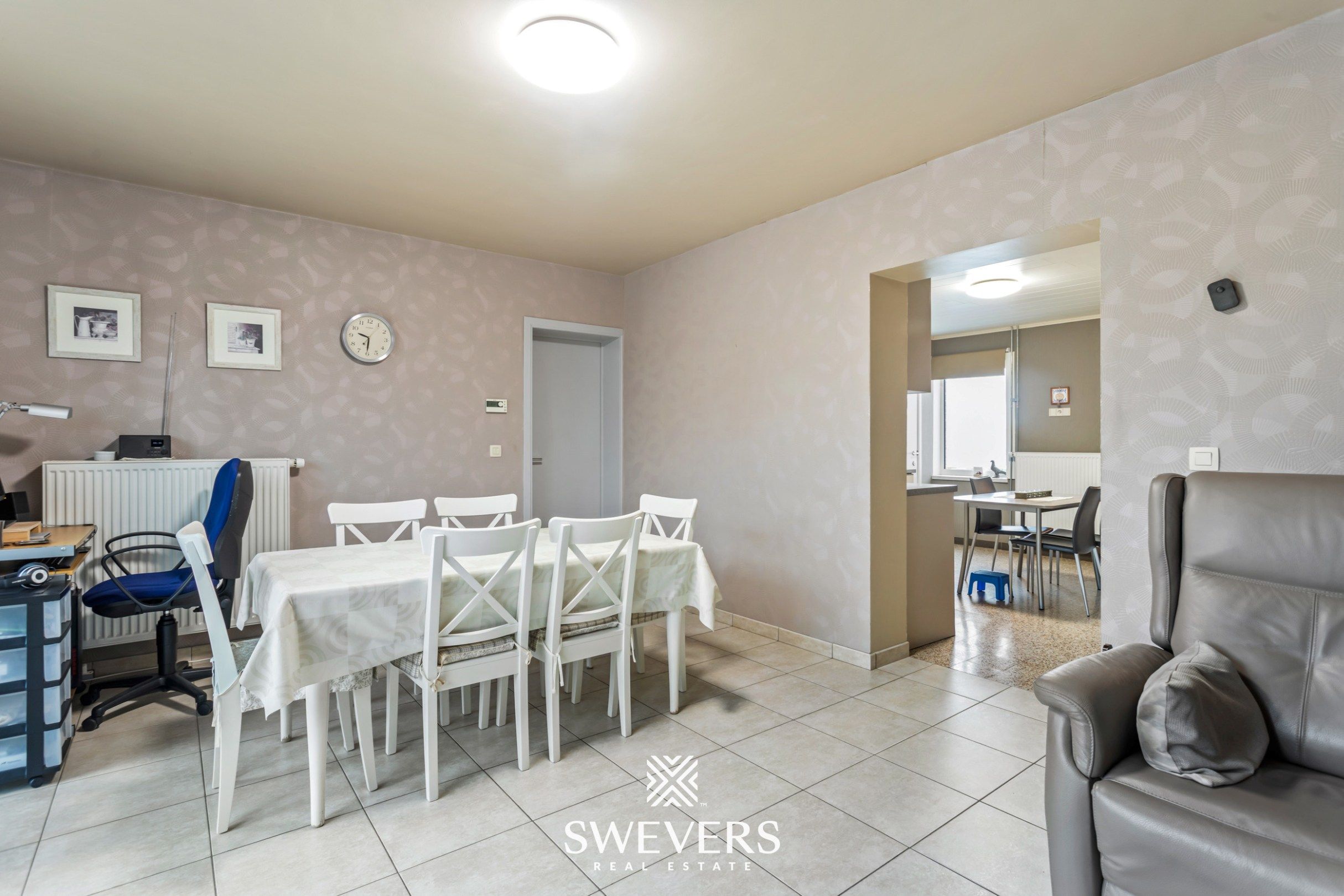 Gezellige gezinswoning met overdekt terras en zuidwestgerichte tuin te Hoepertingen foto 5