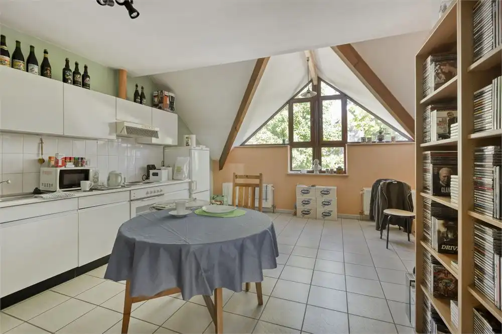 Dakappartement in kleine residentie foto 10