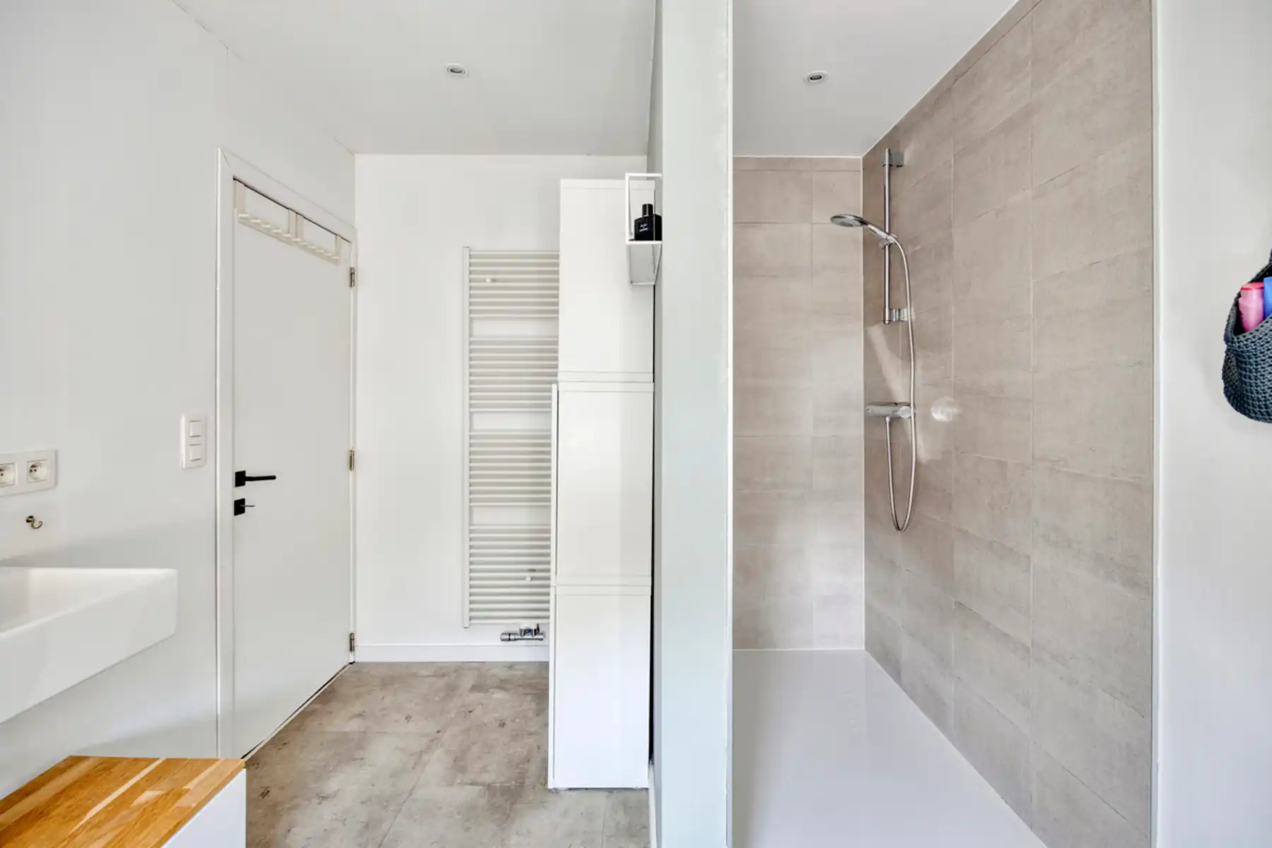 Instapklare, energiezuinige woning met commerciële mogelijkheden op topligging in Merchtem! foto 19